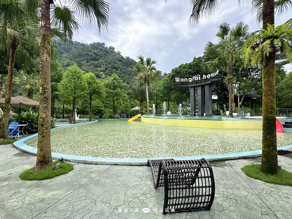 宜蘭玩水景點-鳳梨屋水上莊園