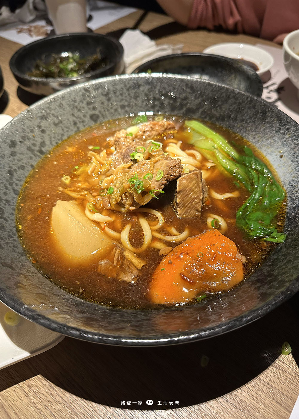 太初麵食|台中公益商圈高質感日式禪風空間、免收服務費,平價麵食推薦 太初牛肉麵21