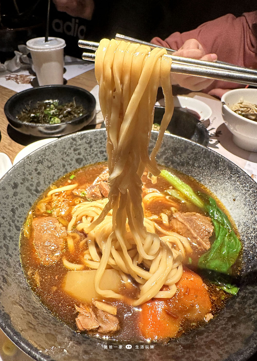 太初麵食|台中公益商圈高質感日式禪風空間、免收服務費,平價麵食推薦 太初牛肉麵22