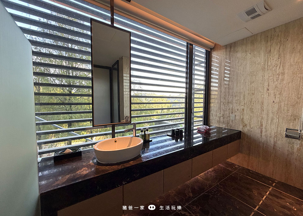 台中日光溫泉一泊二食住宿券!超夯的溫泉飯店,總是一房難求,本團可搶先訂房 IMG 2352 拷貝