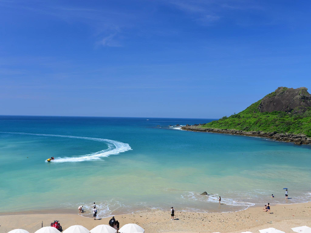 墾丁凱撒大飯店》限時團購!兩大兩幼一泊二食(早餐+晚餐) $4XXX起 2 1443217 04