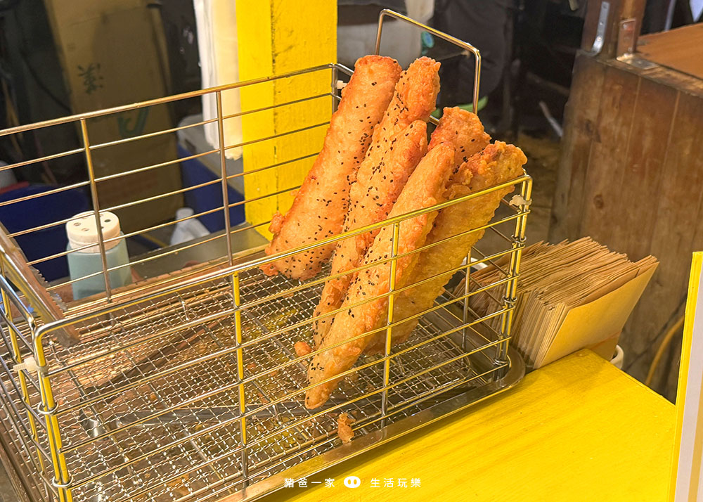 2026台南花園夜市》現在週五也開放了喔!台南必逛的夜市之一,每週四五六日營業 台南 花園夜市21