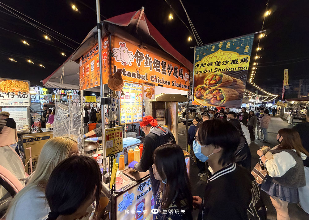 2026台南花園夜市》現在週五也開放了喔!台南必逛的夜市之一,每週四五六日營業 台南 花園夜市50