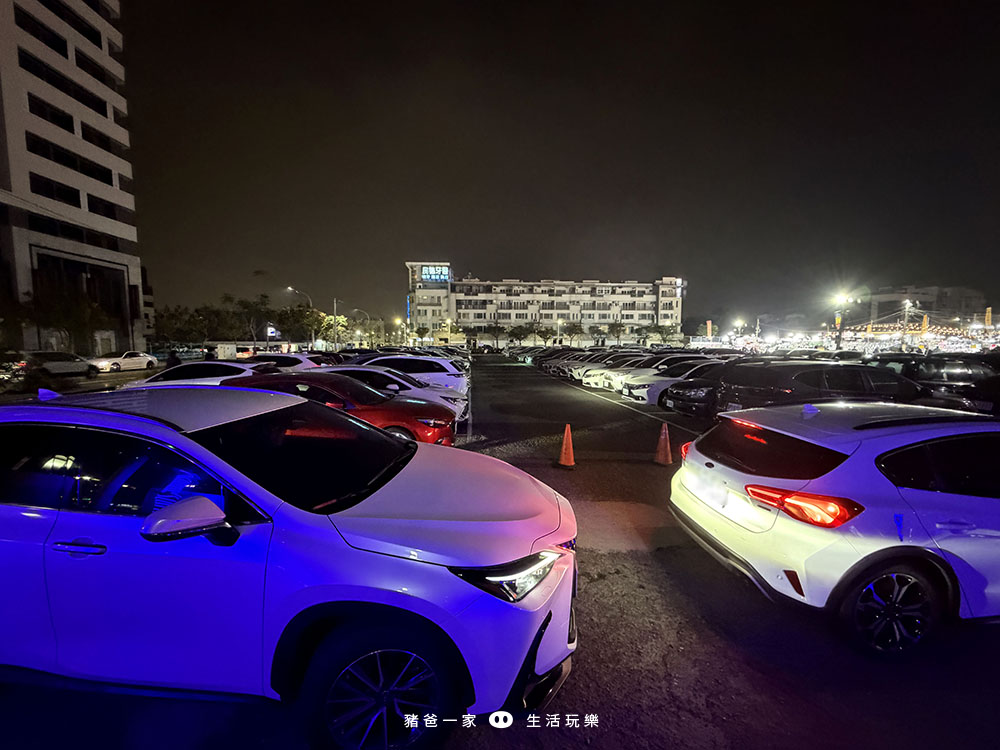 2026台南花園夜市》現在週五也開放了喔!台南必逛的夜市之一,每週四五六日營業 台南 花園夜市6