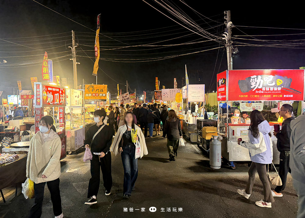 2026台南花園夜市》現在週五也開放了喔!台南必逛的夜市之一,每週四五六日營業 台南 花園夜市7