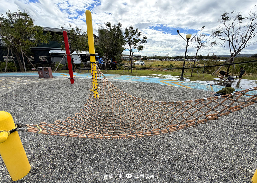 車城共融遊戲場,屏東最好玩的親子公園,旁邊就是車城福安宮、觀光市場 車城共融遊戲場10