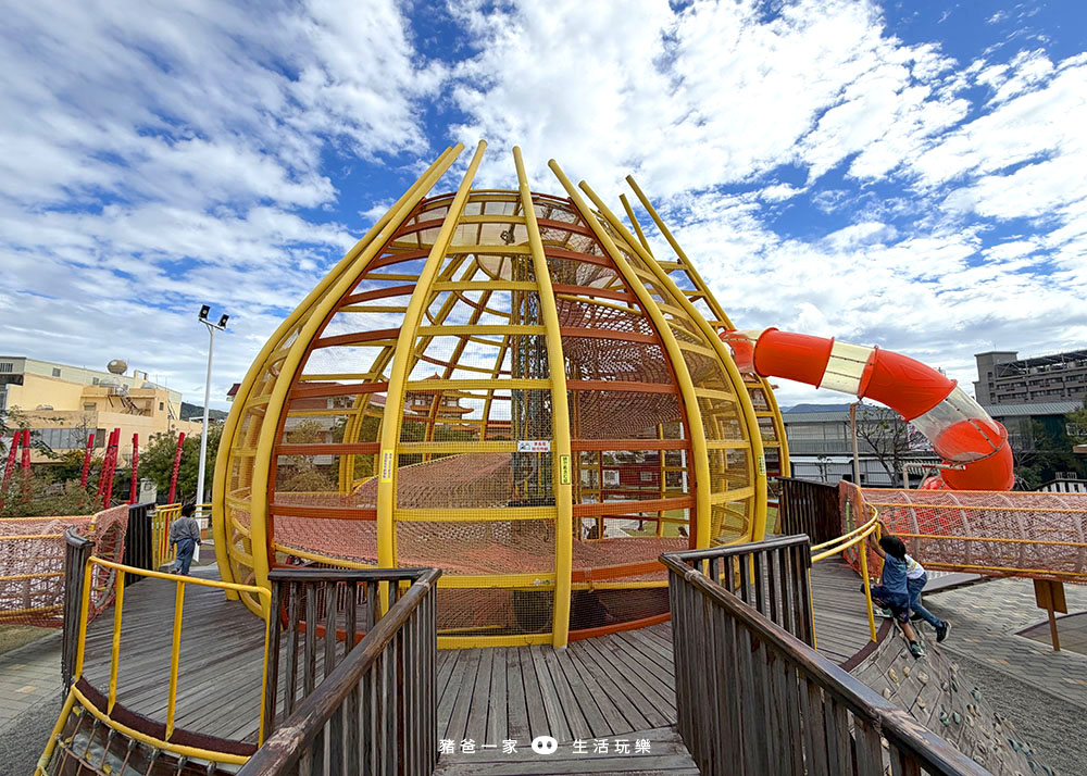 車城共融遊戲場,屏東最好玩的親子公園,旁邊就是車城福安宮、觀光市場 車城共融遊戲場335