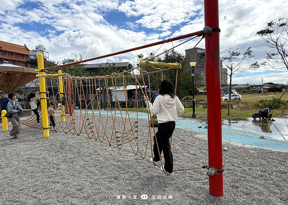 車城共融遊戲場,屏東最好玩的親子公園,旁邊就是車城福安宮、觀光市場 車城共融遊戲場9