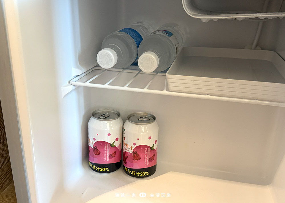 台東娜路彎銀河酒店,海洋深層水游泳池、晚上免費宵夜冰淇淋任你吃 台東娜路彎銀河酒店 房間7