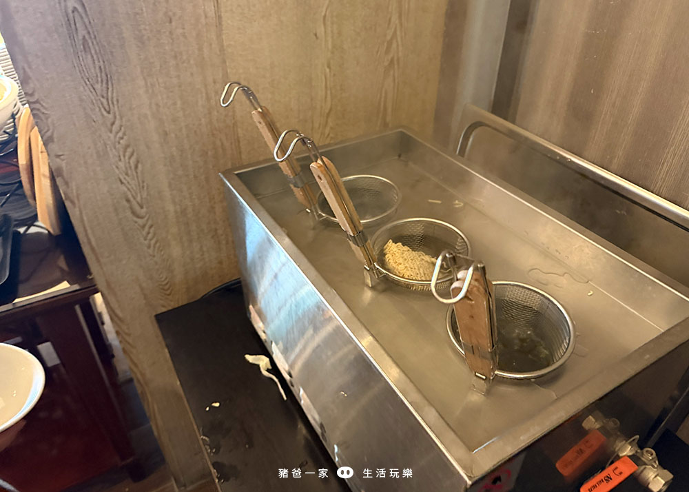台東娜路彎銀河酒店,海洋深層水游泳池、晚上免費宵夜冰淇淋任你吃 台東銀河酒店 早餐36