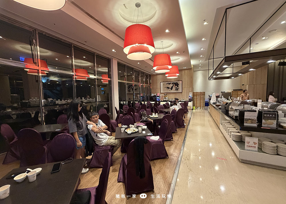 台東娜路彎銀河酒店,海洋深層水游泳池、晚上免費宵夜冰淇淋任你吃 台東銀河酒店 晚餐12