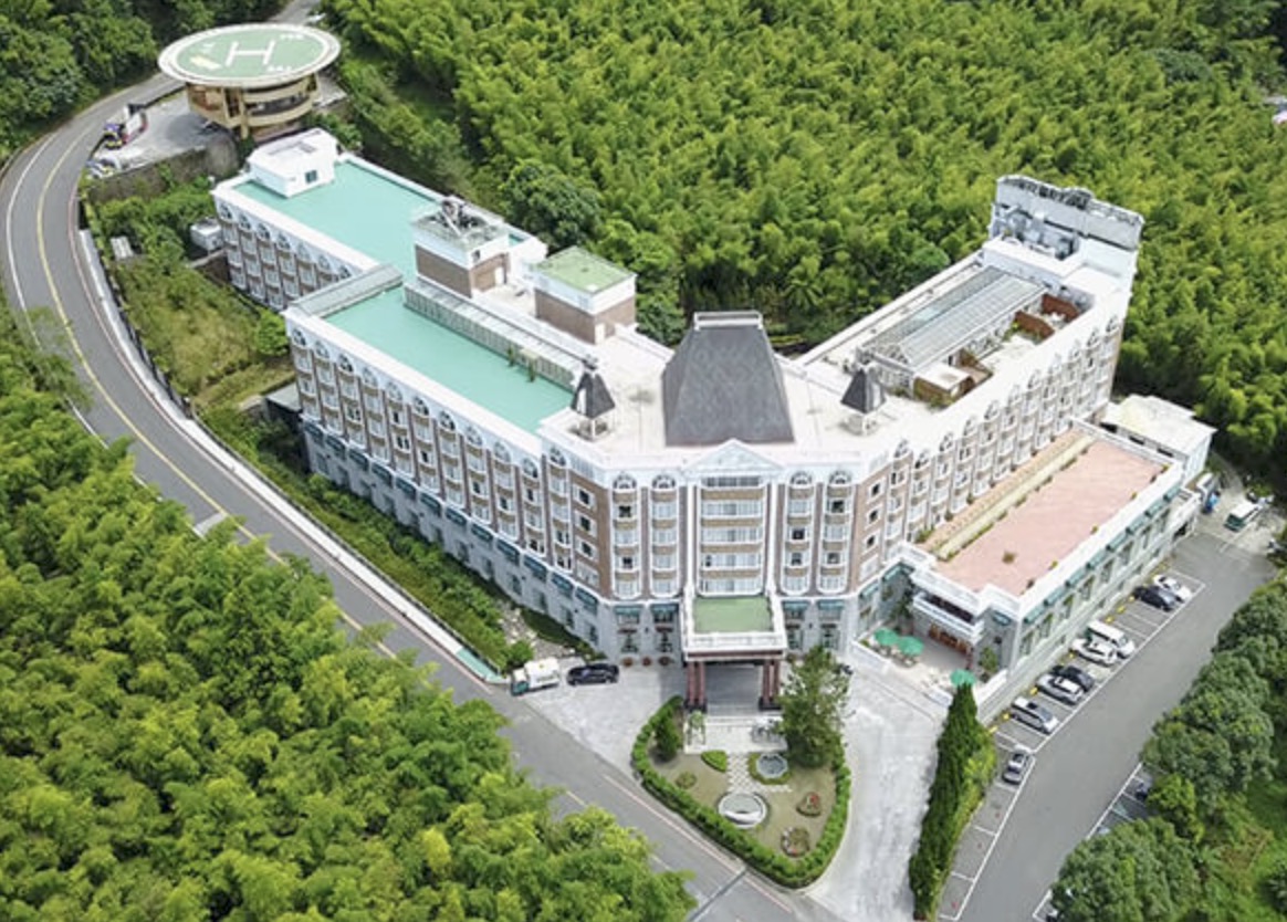 五星溪頭米堤大飯店,一泊二食72XX,免費升等四人房!再送一位未滿13歲兒童入住(含早晚餐) 米堤