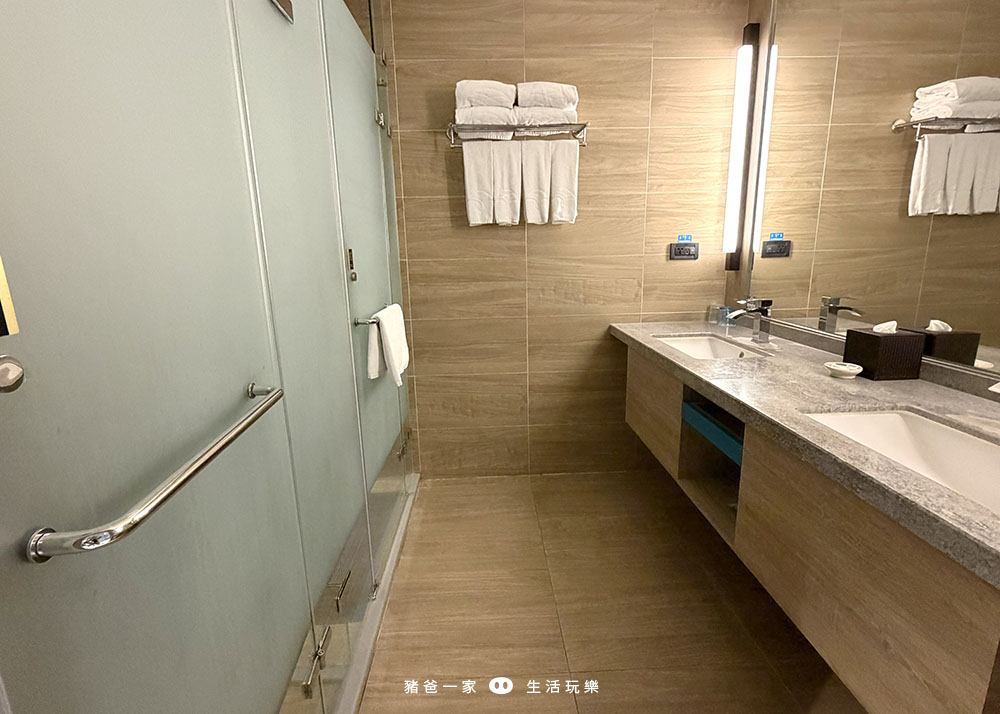 新北親子飯店推薦|福隆福容大飯店,全台唯一海洋溫泉,兩天一夜超享受! 福隆海水浴場 福容大飯店 房間7