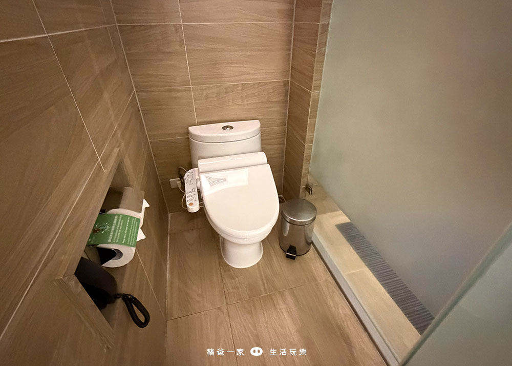 新北親子飯店推薦|福隆福容大飯店,全台唯一海洋溫泉,兩天一夜超享受! 福隆海水浴場 福容大飯店 房間8