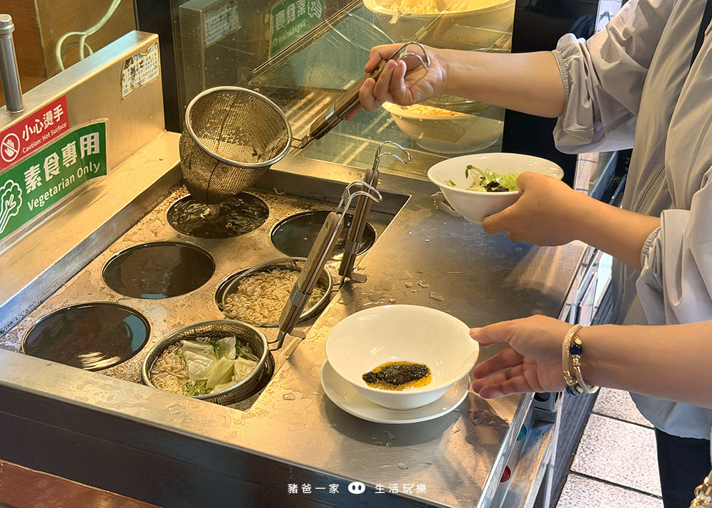 台東娜路彎大酒店|設施超豐富,游泳池、遊戲室和SPA等等,待在飯店就很好玩 ㄒ