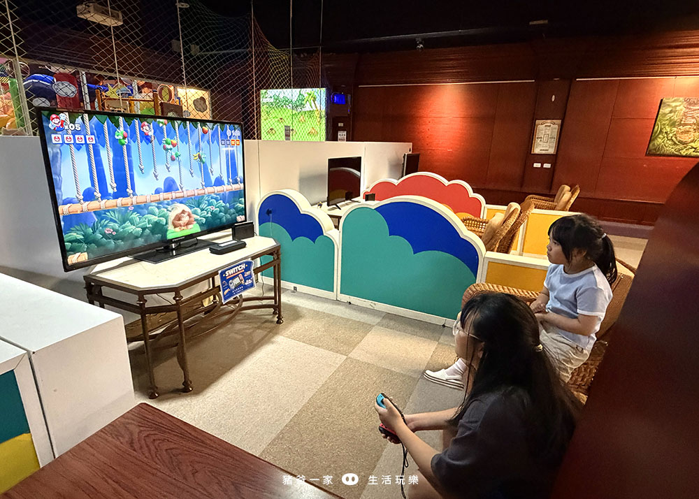 台東娜路彎大酒店|設施超豐富,游泳池、遊戲室和SPA等等,待在飯店就很好玩 台東娜路彎大酒店 遊戲室10
