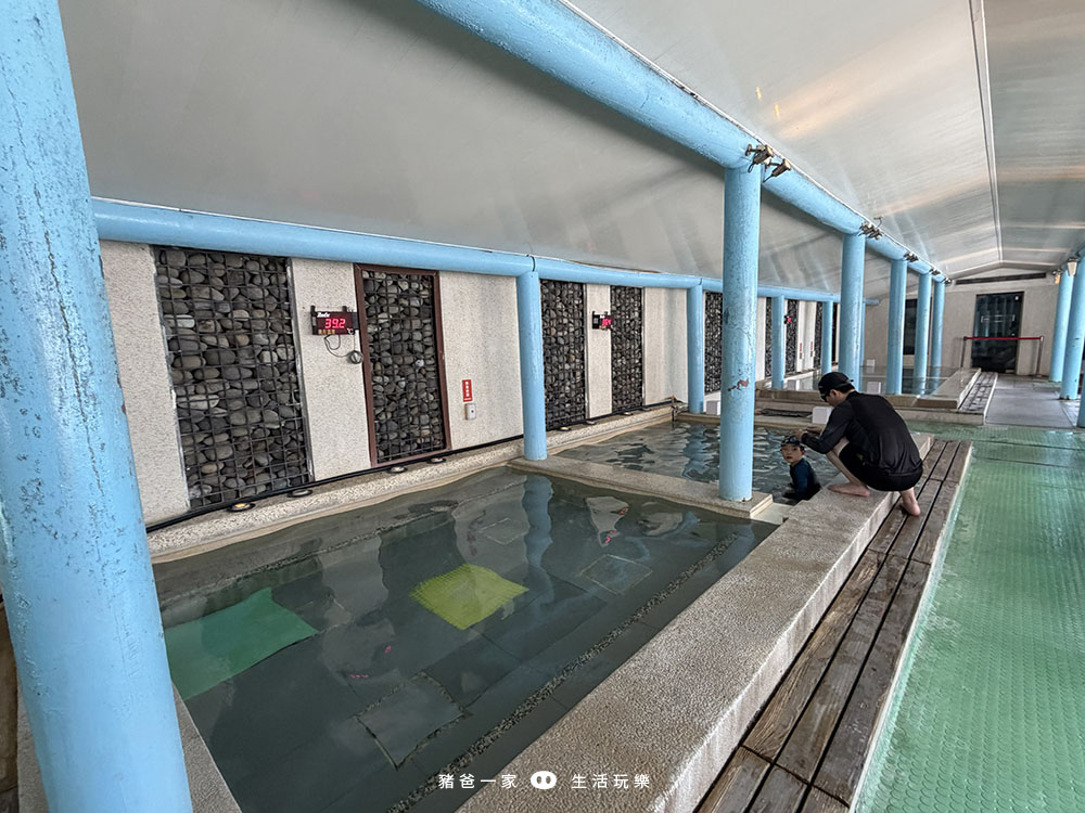 台東娜路彎大酒店|設施超豐富,游泳池、遊戲室和SPA等等,待在飯店就很好玩 娜路彎大酒店-游泳池5
