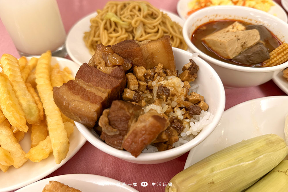 桃園高爾夫俱樂部 ‧ 悅華大酒店|一泊三食早餐、下午茶+宵夜,戲水池、摩天輪、碰碰車免費玩 桃園悅華 宵夜24