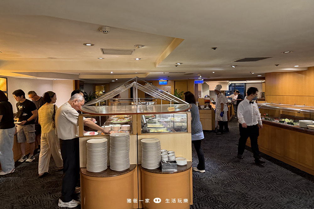 台北兄弟大飯店自助餐-薔薇廳,晚餐價格不到800元!CP值也太高了吧 薔薇廳(中西合璧自助餐)-兄弟大飯店- Brother Hotel