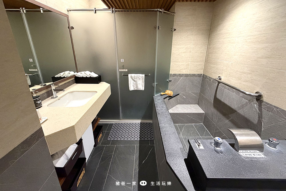 統一渡假村谷關溫泉養生會館|五行湯池、水上碰碰船、兒童戲水區,大人小孩都會愛上的渡假飯店 IMG 9595