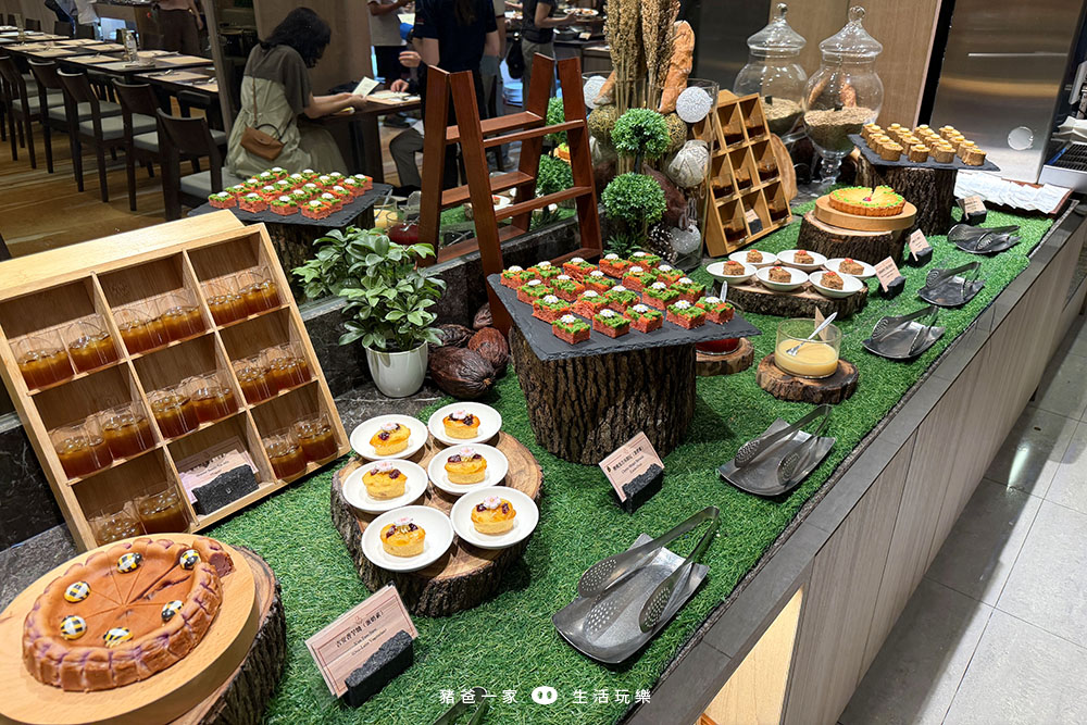 天成逸旅-蝴蝶谷|限時團購!2大1小 免費升等四人房, 一泊三食6099起 天成逸旅 蝴蝶谷 晚餐34
