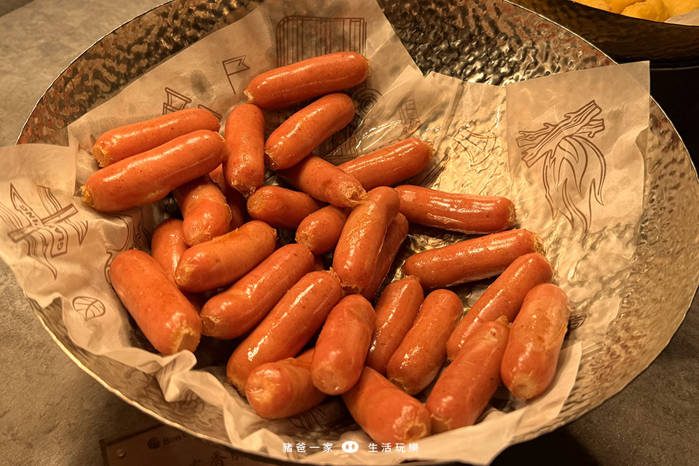 桃園高爾夫俱樂部 ‧ 悅華大酒店|一泊三食早餐、下午茶+宵夜,戲水池、摩天輪、碰碰車免費玩 桃園悅華 下午茶4