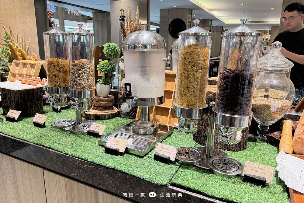 天成逸旅-蝴蝶谷|限時團購!2大1小 免費升等四人房, 一泊三食6099起 蝴蝶谷早餐20