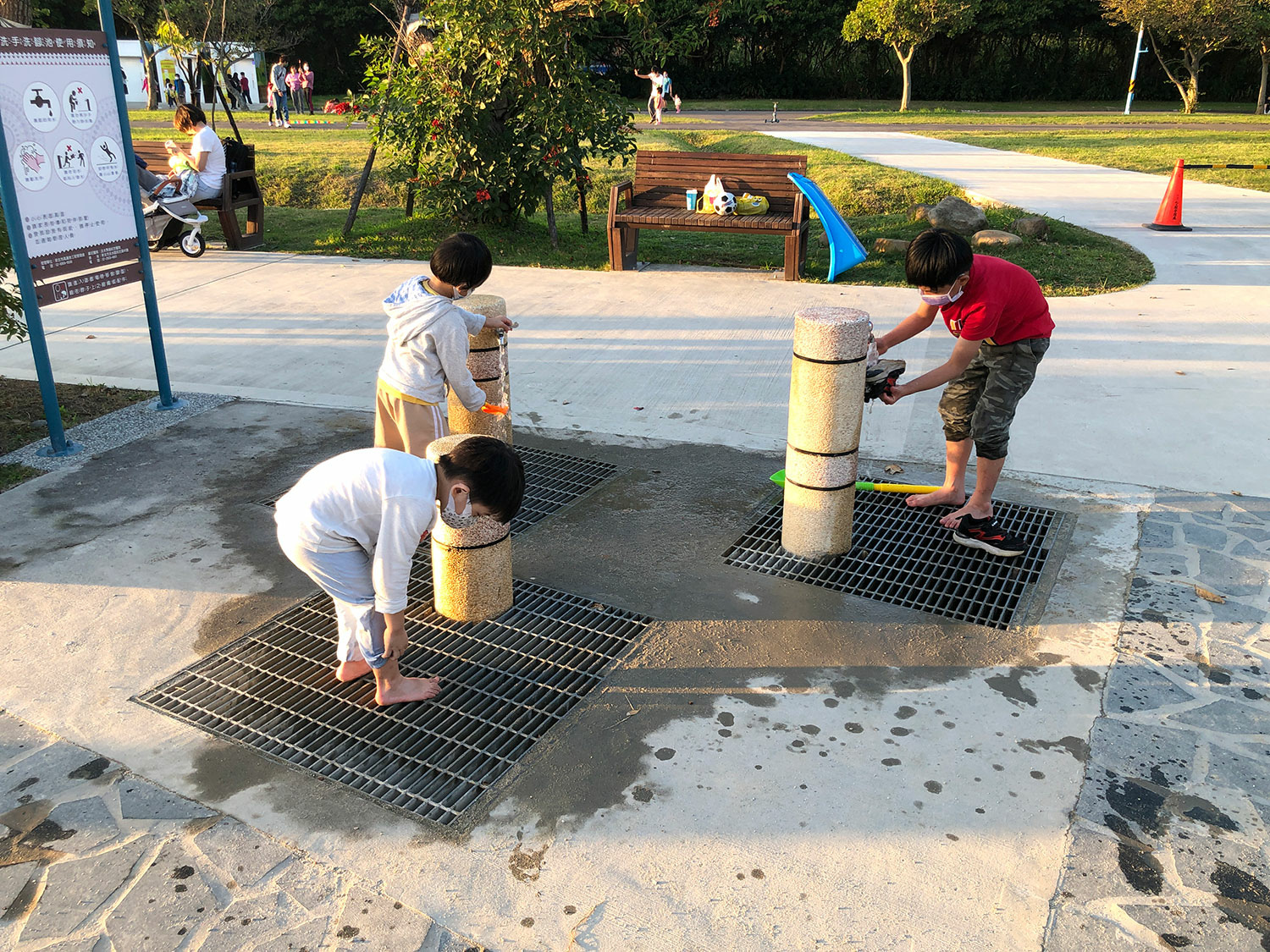 “新北公園-八里十三行文化公園”/