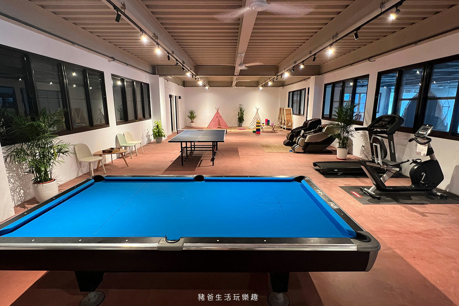 “苗栗蘇維拉莊園”/