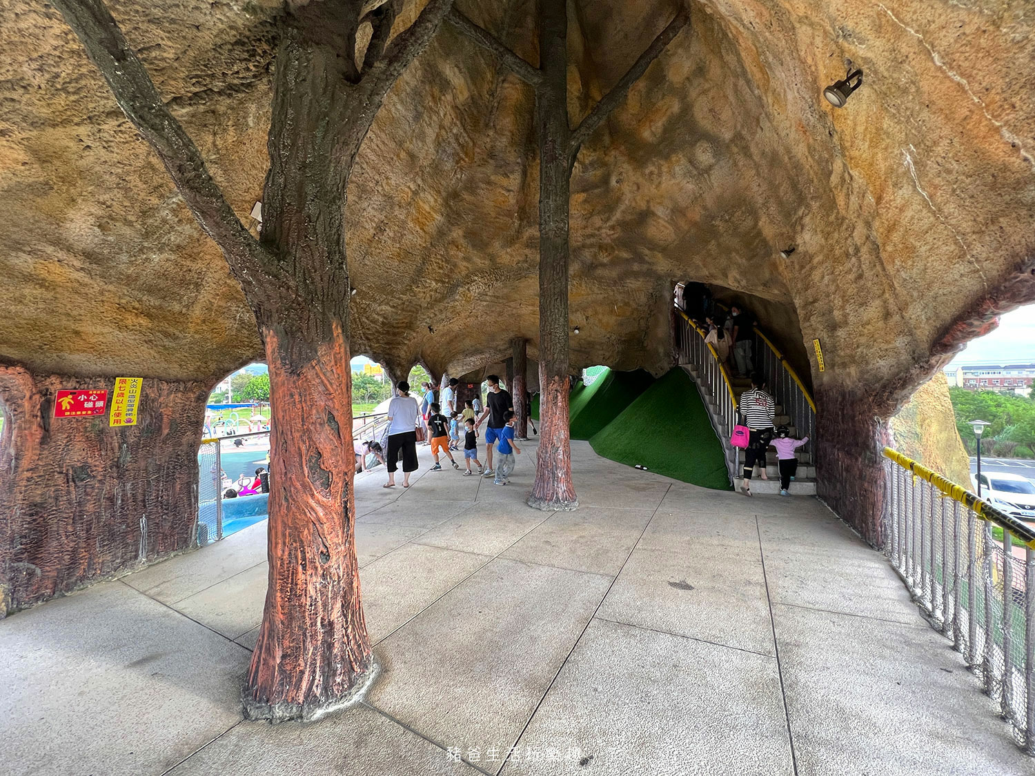 “苗栗親子公園”/