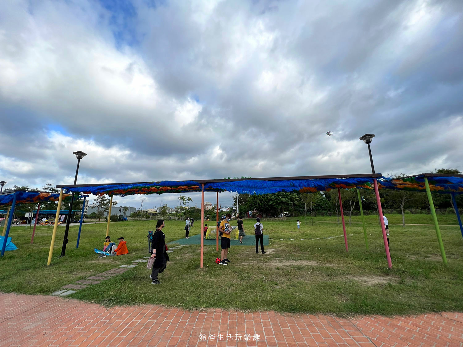 “獅山親子公園”/