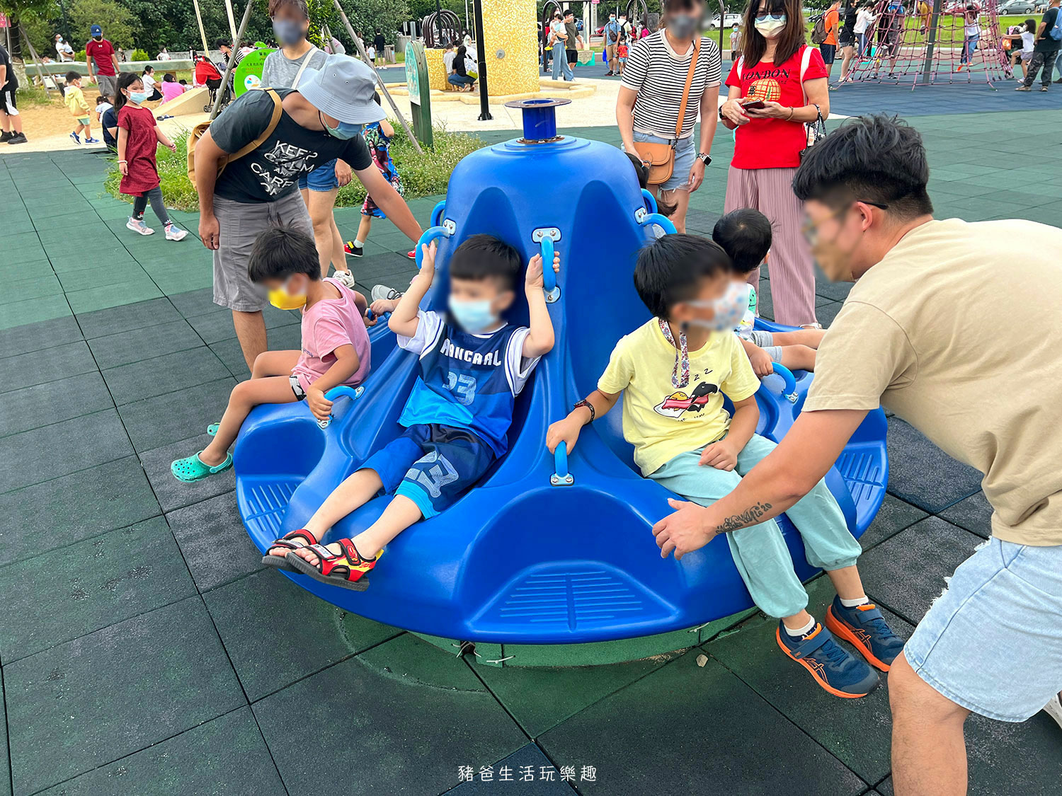 “獅山親子公園”/