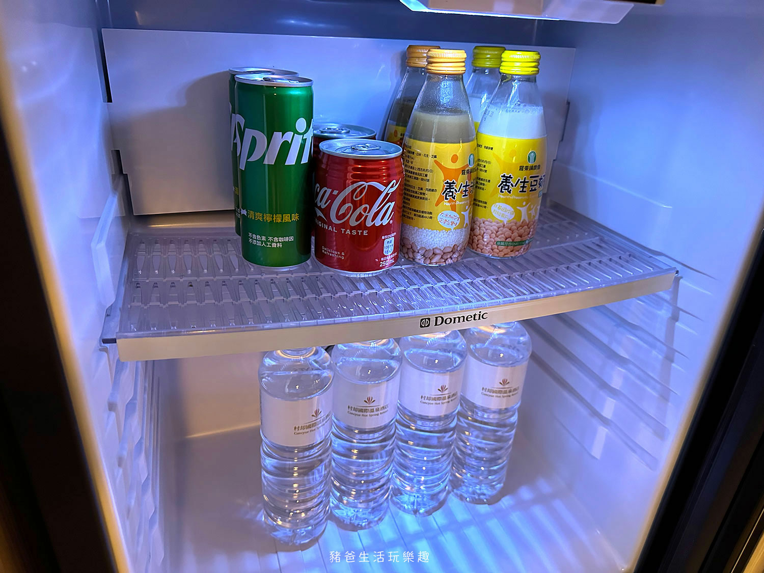 “村却國際溫泉酒店”/