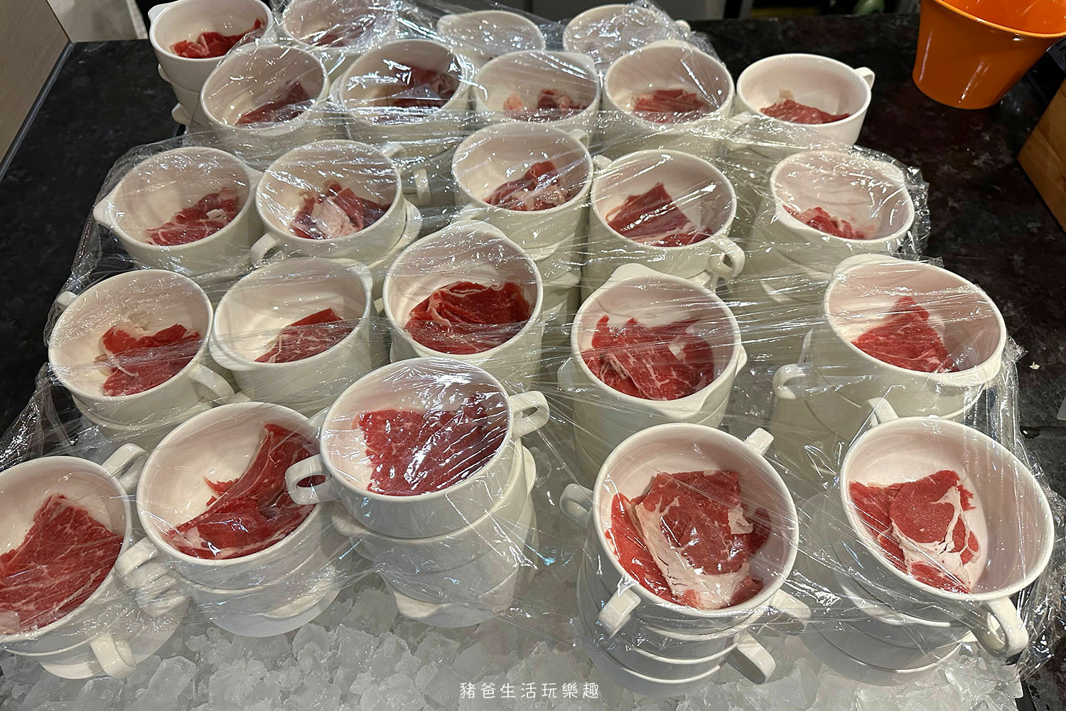 “村却國際溫泉酒店”/